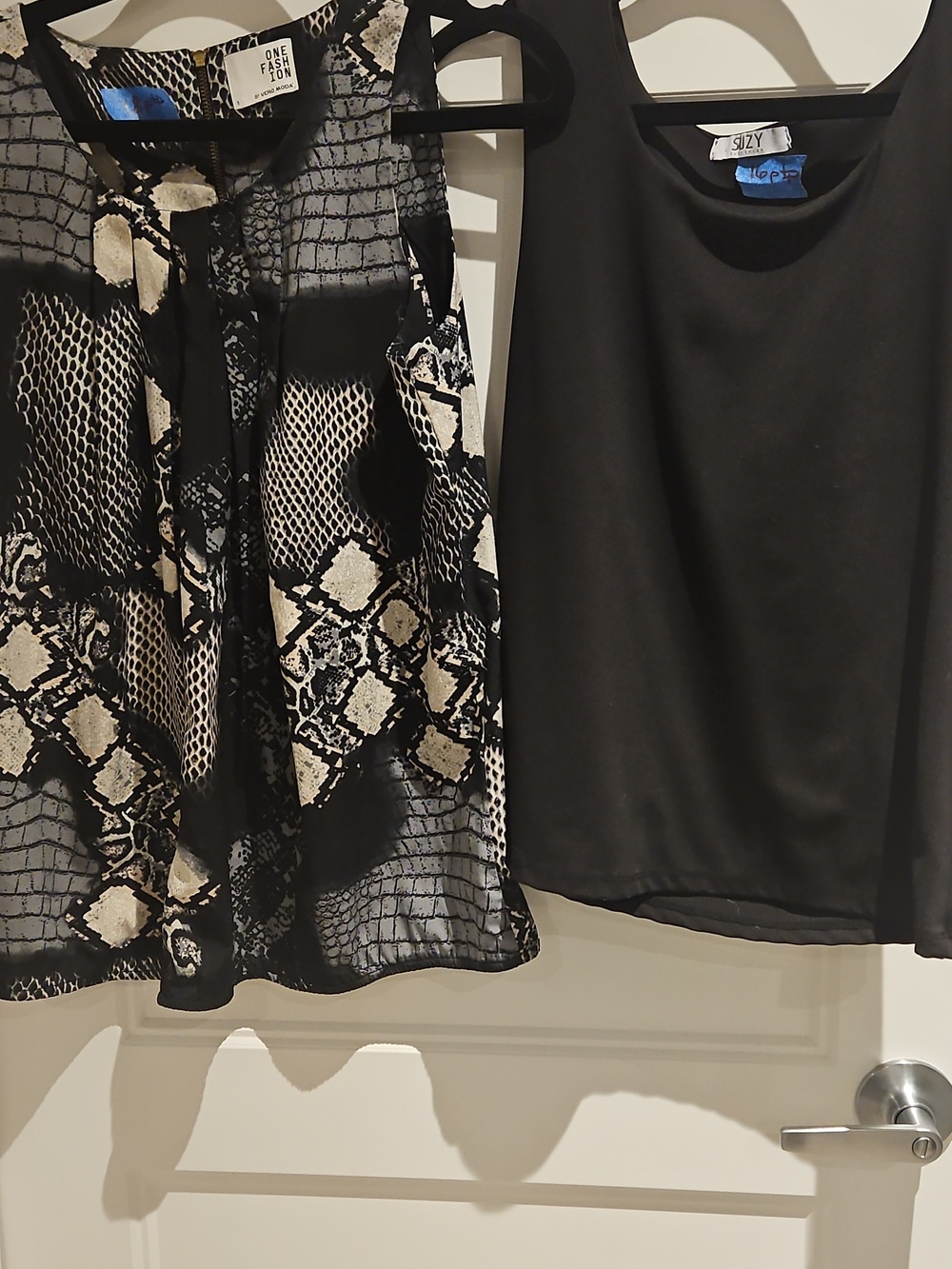 Set of 2 Office Tops | Vero Moda Snake Print & Suzy Shier Black Tank | EUC